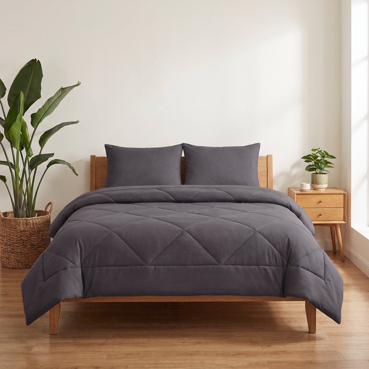 Couette 2-en-1 Kavenlia gris pierre de lune sur un lit double, housse cousue, sans draps